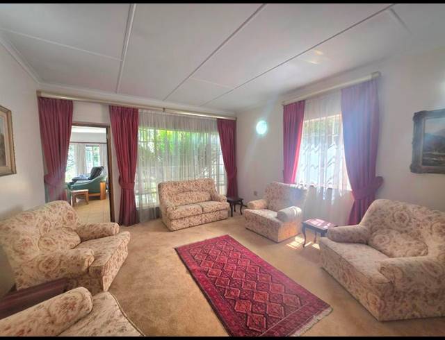 3 BEDROOM HOUSE FOR SALE IN LIBRADENE